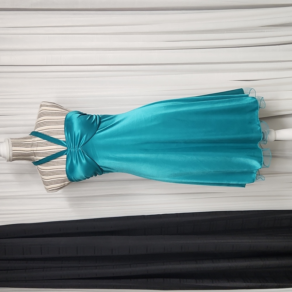 B Wear 100! Formal Halter Style Dress (M)